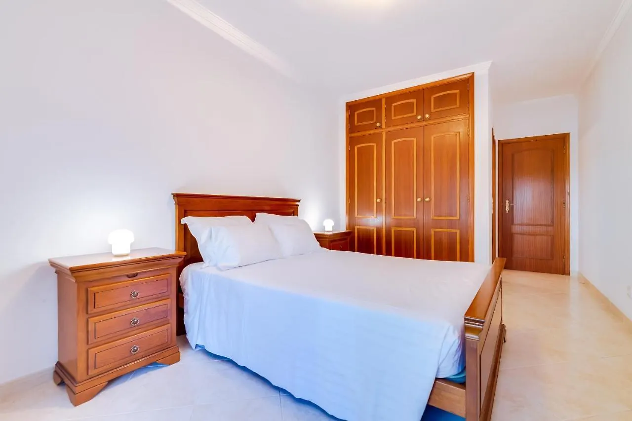 Al - Apartamento Perola Quarteira 0*,