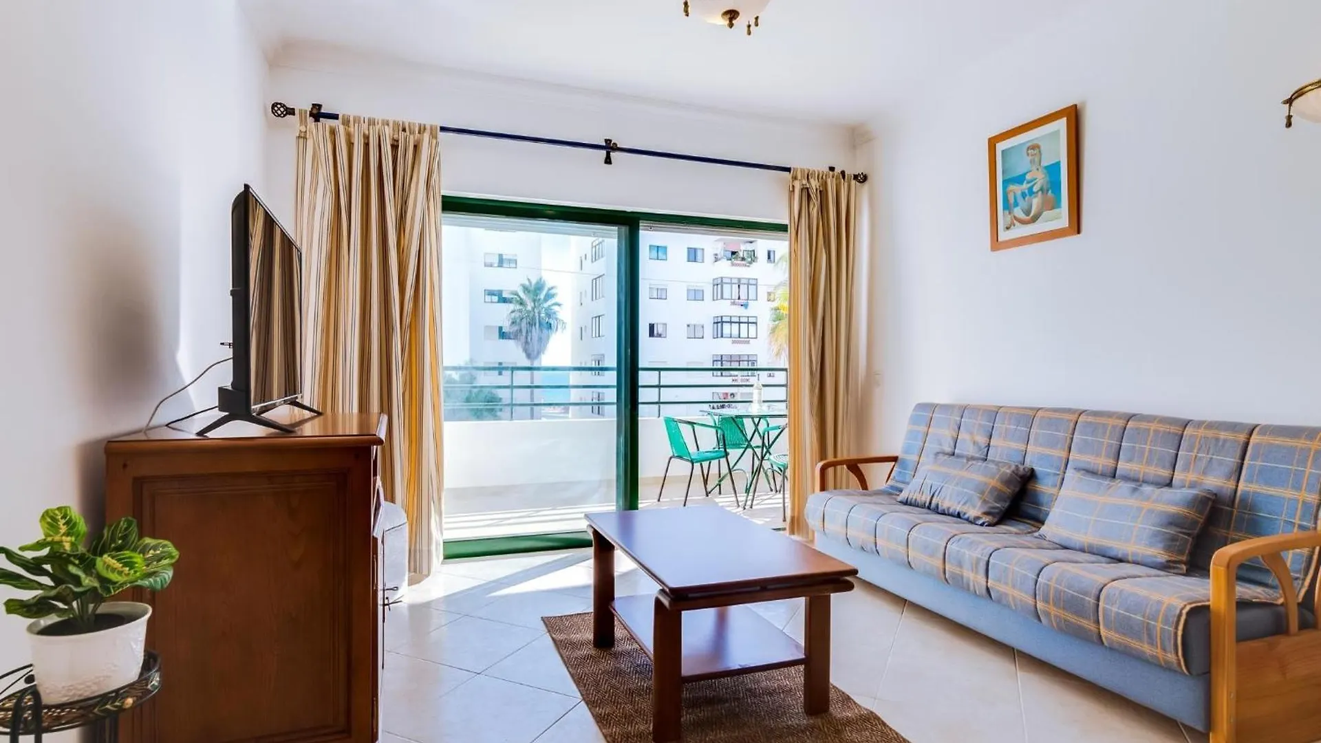 Al - Apartamento Perola Quarteira 0*,  Portugal